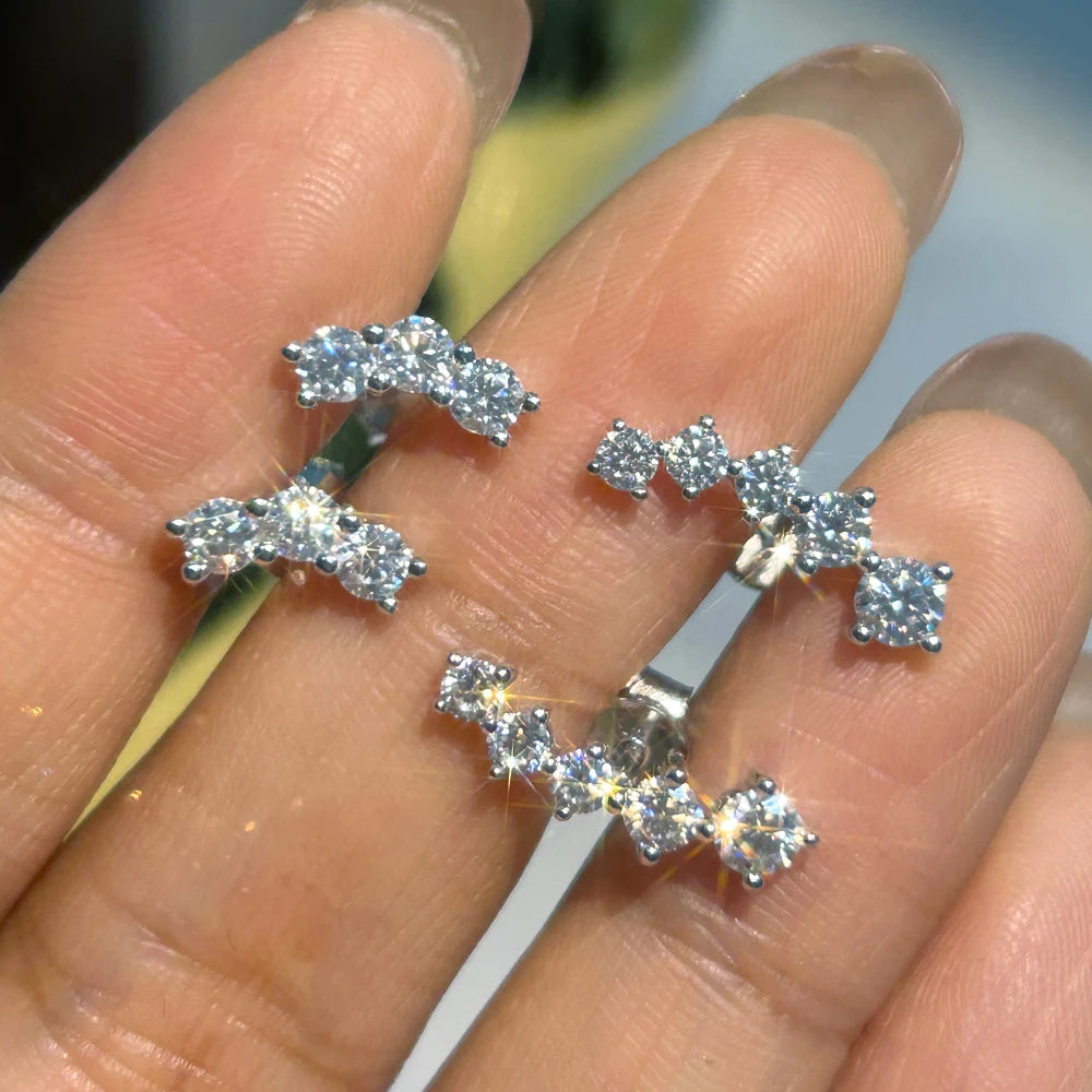 Élan D-Color Moissanite Stud Earrings
