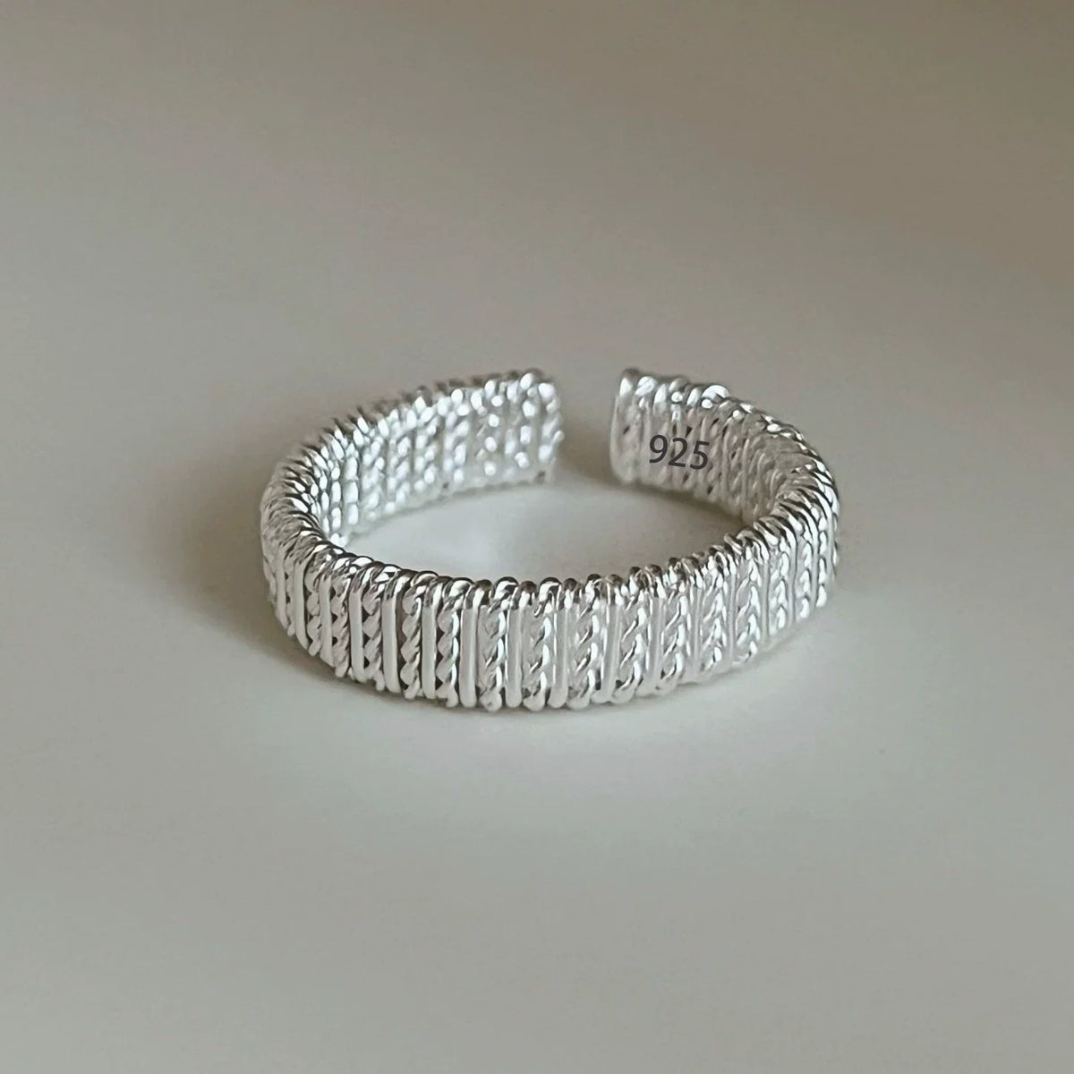 Elara Floral Lace Ring