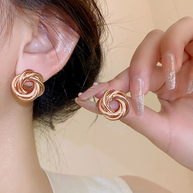 Nova Twisted Hoop Earrings