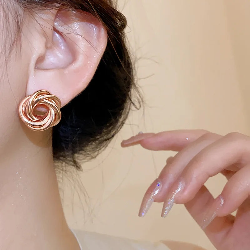 Nova Twisted Hoop Earrings