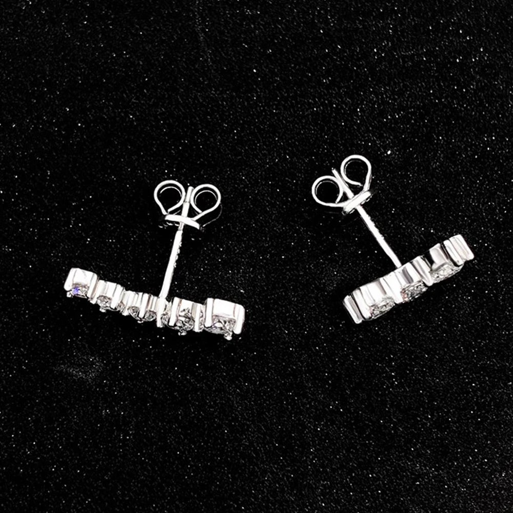 Élan D-Color Moissanite Stud Earrings